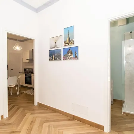 Guesthost - Chic & Style Crocetta Flat Apartament *