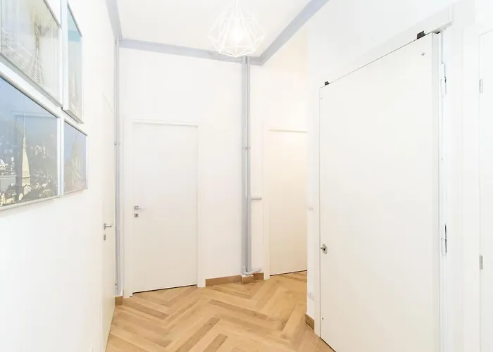 Guesthost - Chic & Style Crocetta Flat *