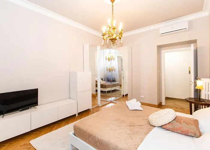 아파트 Guesthost - Chic & Style Crocetta Flat 토리노