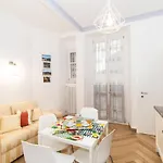 Guesthost - Chic & Style Crocetta Flat Apartman